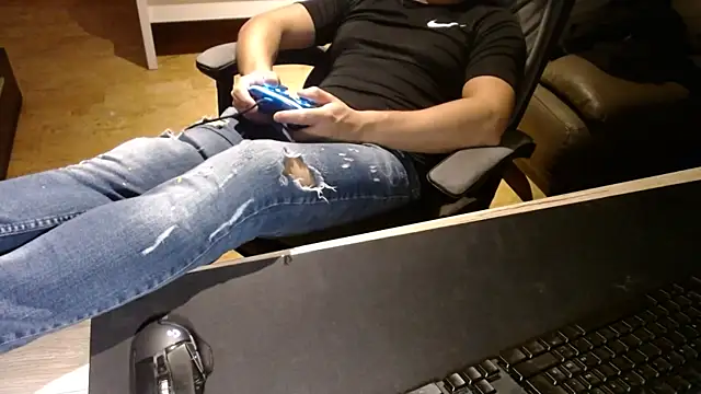 sensualman90's cam snapshot