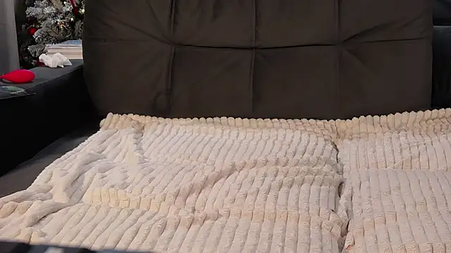 MarcusLiza's cam snapshot