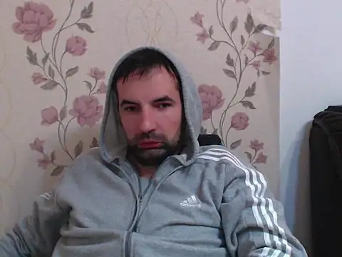 Leo_1617 live sex cam