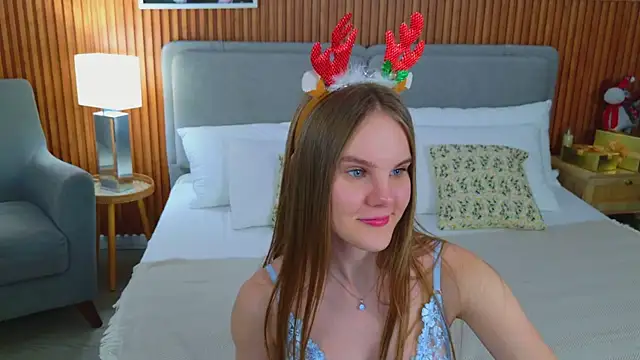 Lili_Lohan's cam snapshot