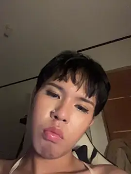 Plaxtique live sex cam