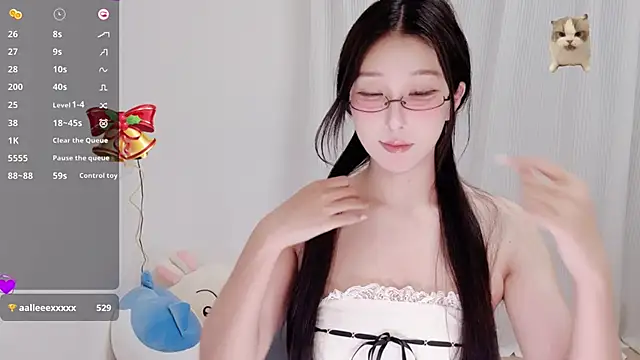 Winnie666- live sex cam