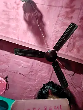 Pooja750's cam snapshot