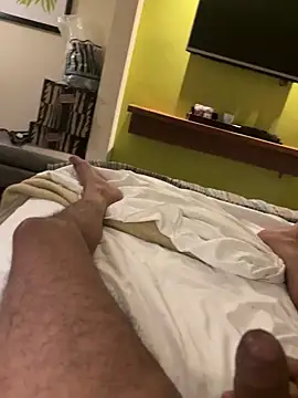 yourheroforfun's cam snapshot