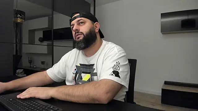 DravenPeak live sex cam