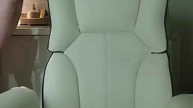 WildJohn_XX live sex cam