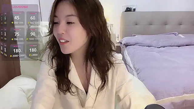 T-LL77- live sex cam