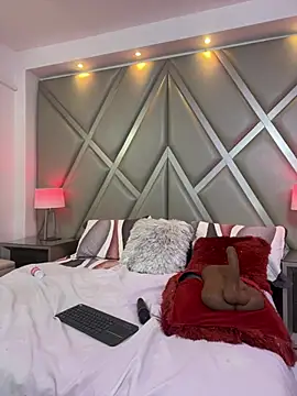 AlesiaCooper live sex cam