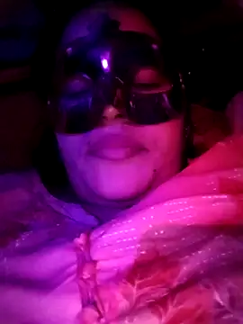 01Roshani's cam snapshot