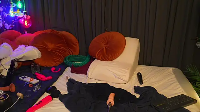 lacie_le_beauty's cam snapshot