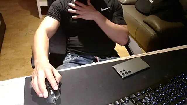 sensualman90 live sex cam