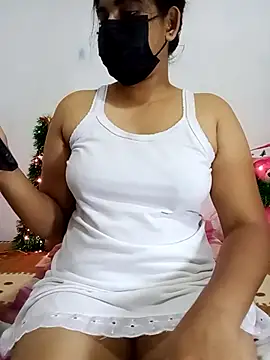 SLZAARA's cam snapshot