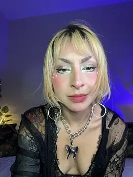 Cinamoonn's cam snapshot