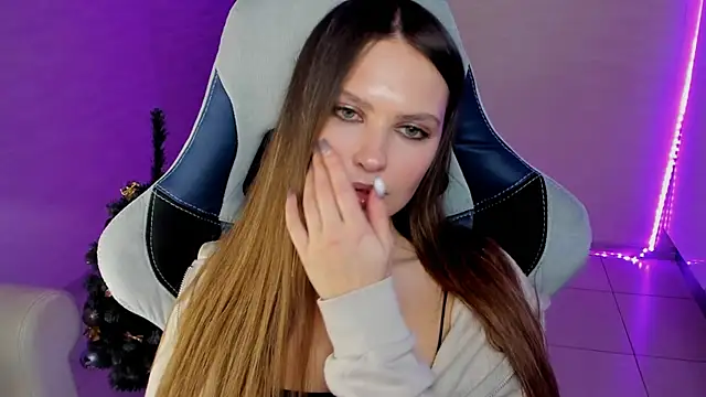 yourArya's cam snapshot