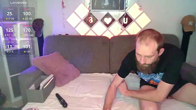 XBellaXundXUweX live sex cam