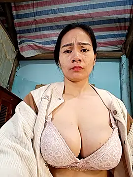 Hotgirl_2zz's cam snapshot