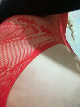 Mastres-femdoom-cucklod's cam snapshot