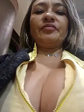 Afroditecash's cam snapshot