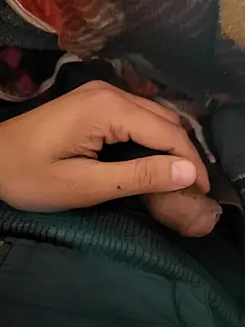 Masked_Couple420's cam snapshot