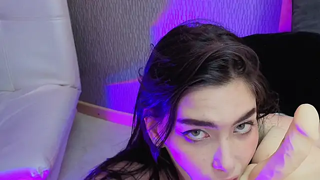 Alexa_Thaylor_'s cam snapshot