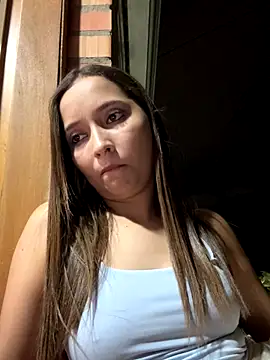 Penelope-Hot live sex cam