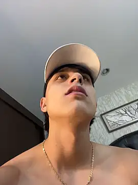 Lander_Cruz live sex cam