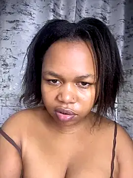 GoldenAss07's cam snapshot