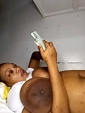 HappygalTheQueen's cam snapshot