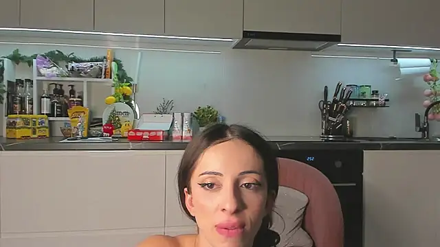 YeaLina live sex cam