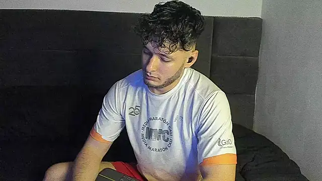 alejandro__2 live sex cam