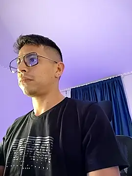 Juann-cock live sex cam