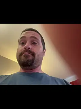 Clit_commanderr live sex cam