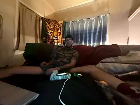 ThrowedWorldWide's cam snapshot