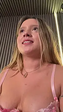 MiaPetit_'s cam snapshot