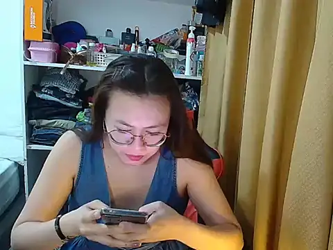 crizzybel's cam snapshot