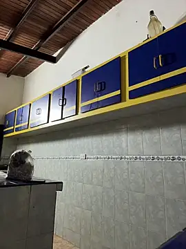 MrLeoLatino live sex cam