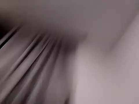 LaraCaliente's cam snapshot