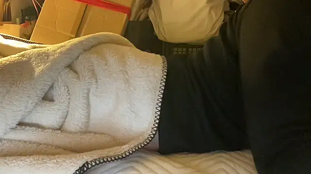 18yoteenvirgin's cam snapshot