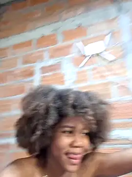 Luciia_cute live sex cam