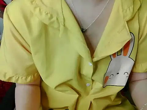 hilyti12 live sex cam