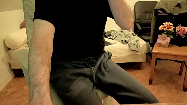 SteveStiffbone live sex cam