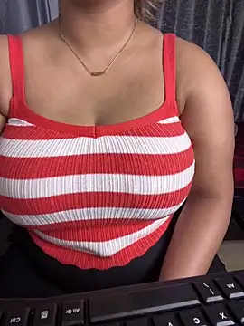 Ritu-Babe's cam snapshot