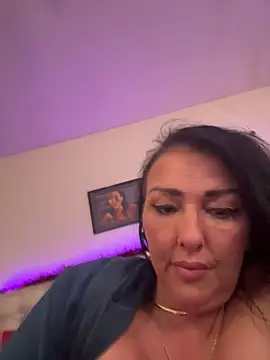 TiffanyRoxx live sex cam