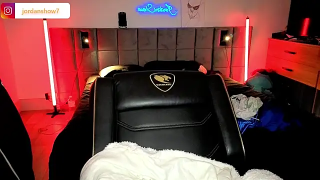 JordanShow's cam snapshot