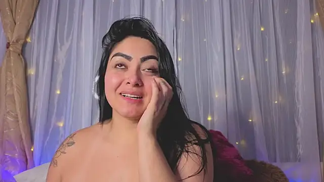 Victoria_Jonhss's cam snapshot