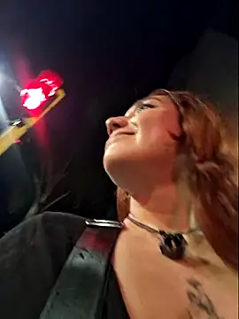 Eveeelyn25's cam snapshot