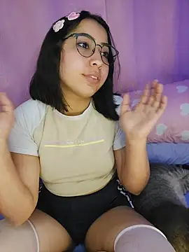 anni_ross's cam snapshot