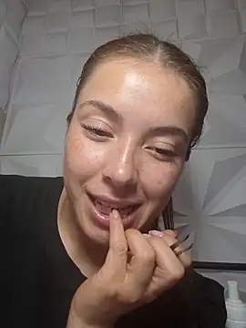 EmmaValencia_'s cam snapshot