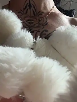 Feuchtes_traumchenn's cam snapshot