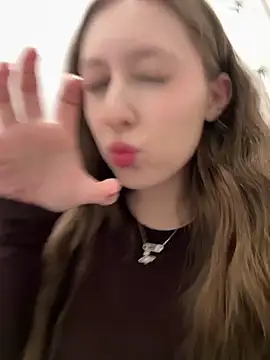 FroggyAnna live sex cam